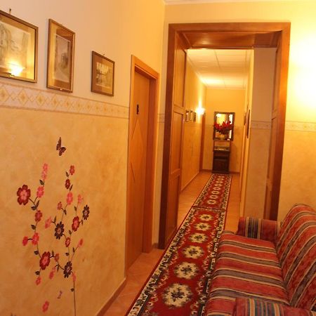 B&B Rinascente 파올라 외부 사진