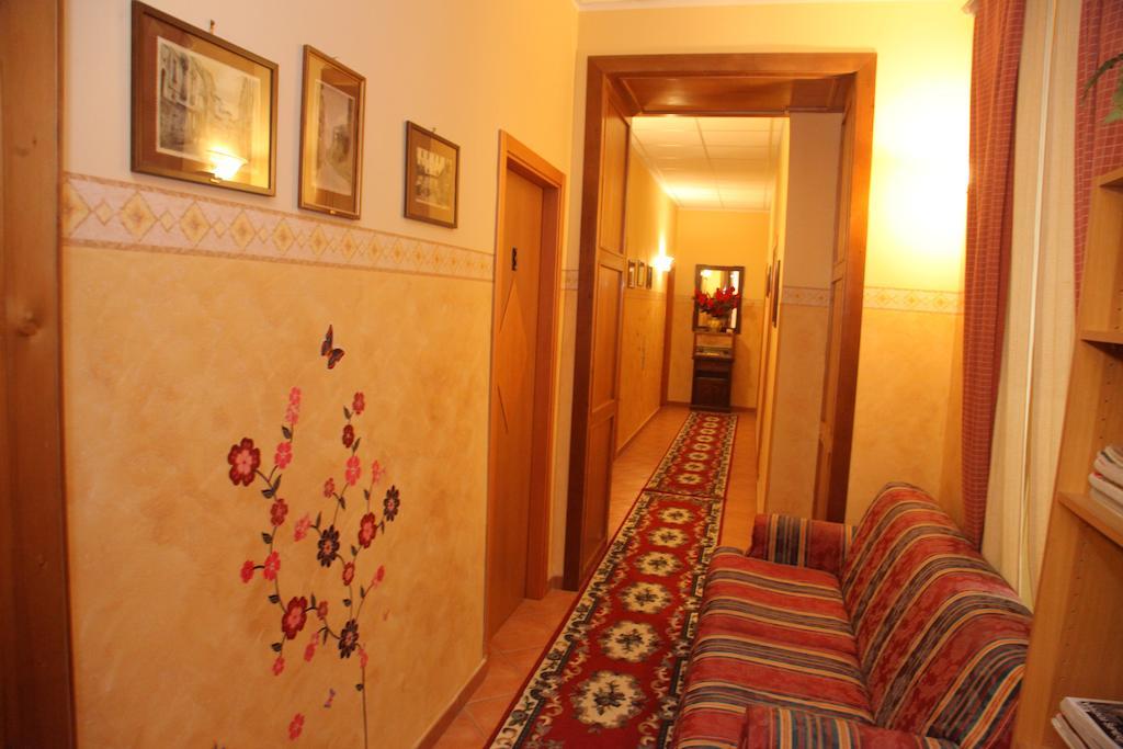 B&B Rinascente 파올라 외부 사진
